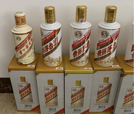 仿真白酒批发厂家一手货源,A货名酒一手拿货渠道 仿真白酒批发厂家一手货源,A货名酒一手拿货渠道